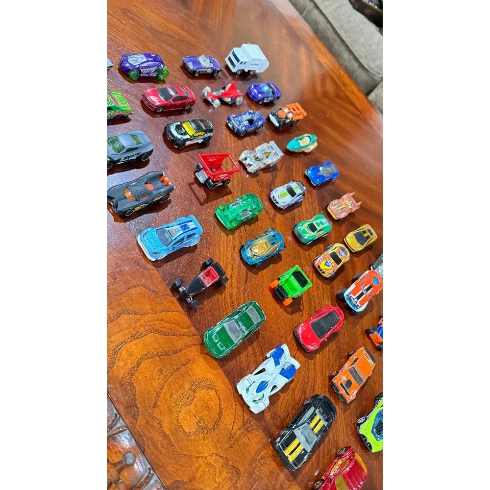 lot of 41 mixed hot wheels and other brand‎ play toy cars